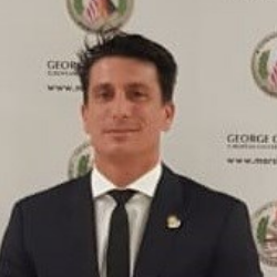 Dr. Orlando Toniolo